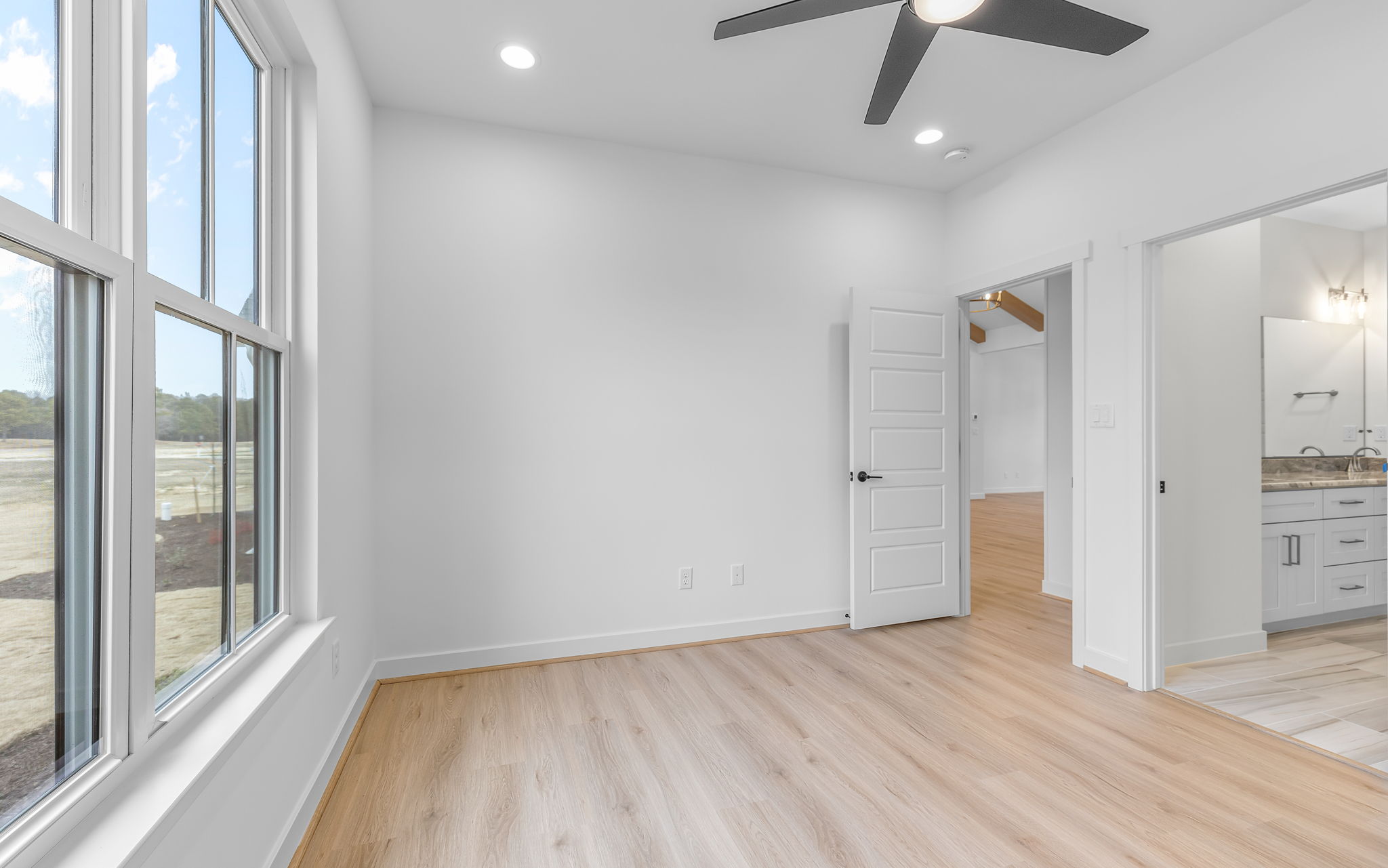 1-web-or-mls-7X2A6233